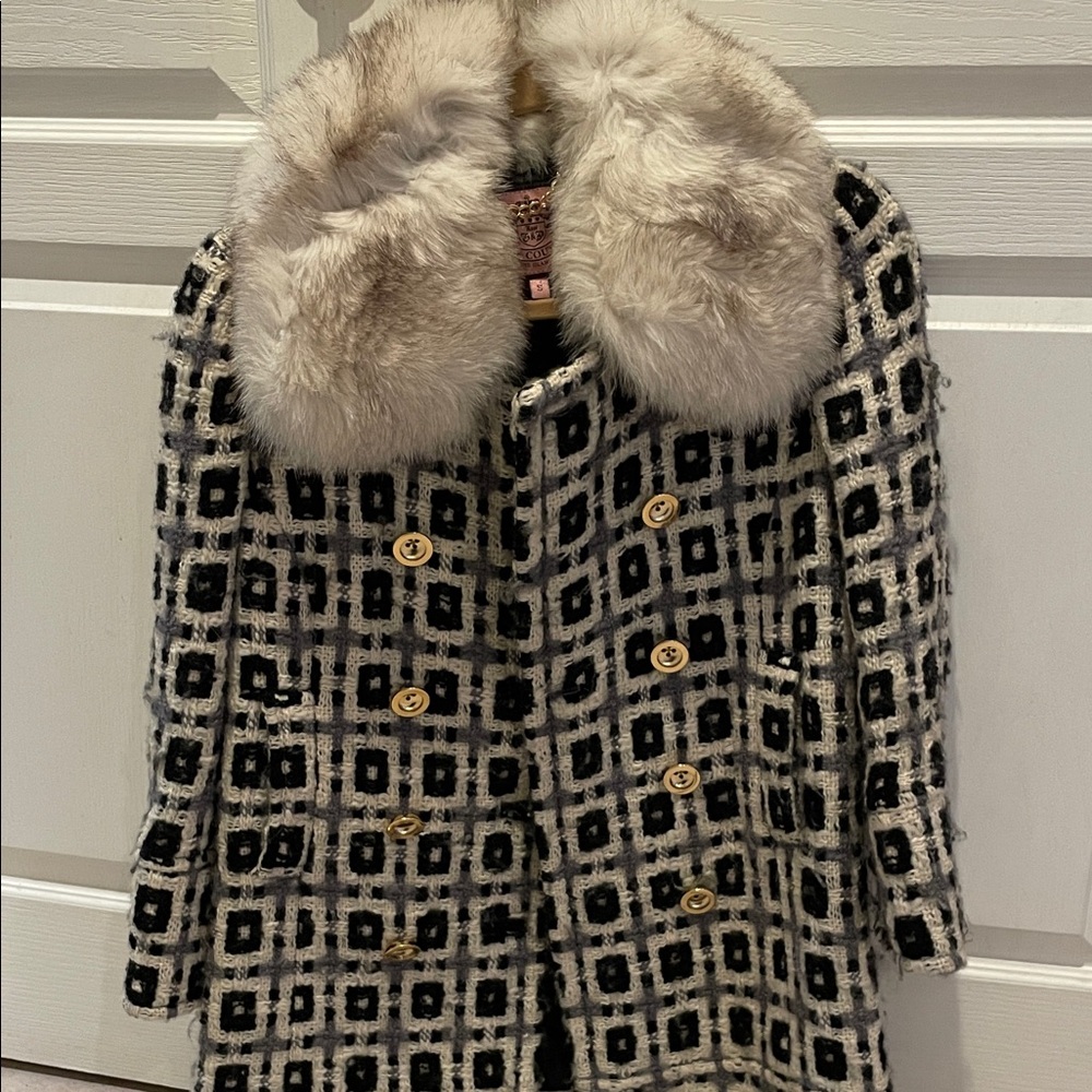 Juicy couture Elegant Black and Cream Patterned Women's Coat size small